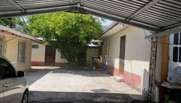 Casa-amplia-con-apartamentos-San-Pedro-Sula8-op