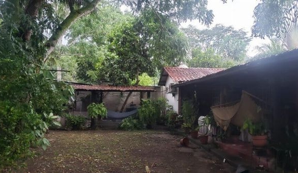 Venta-de-bonita-casa-campestre-con-amplio-jardín-en-Choloma8-op