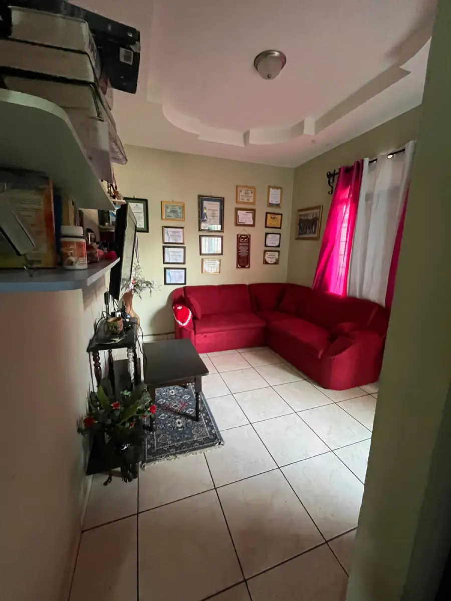 Sala valle escondido