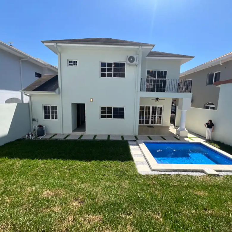 Residencial Los Cedritos sector Mackay