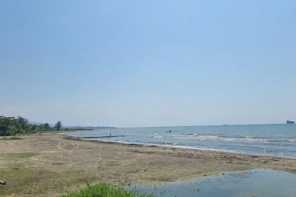 Casa en venta cerca de la playa coca cola puerto cortes