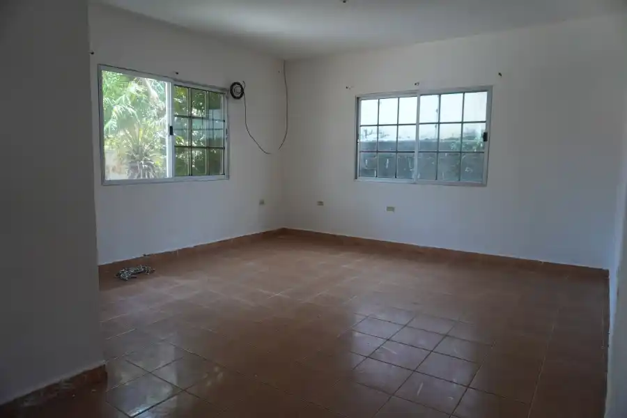 Habitacion principal con baño puerto cortes