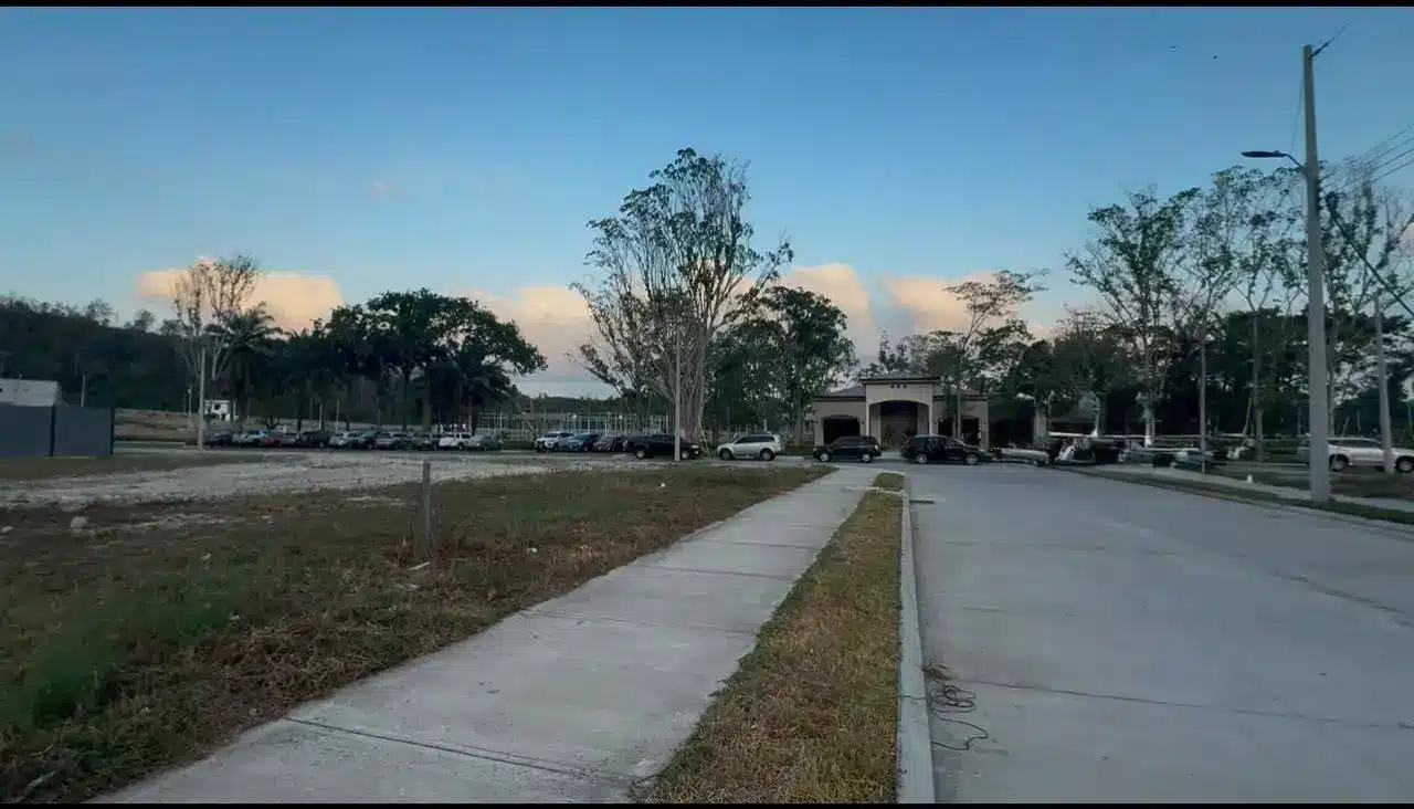 Terreno en venta Residencial Marsella sps