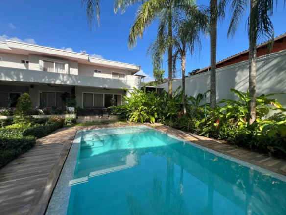 Casa con piscina