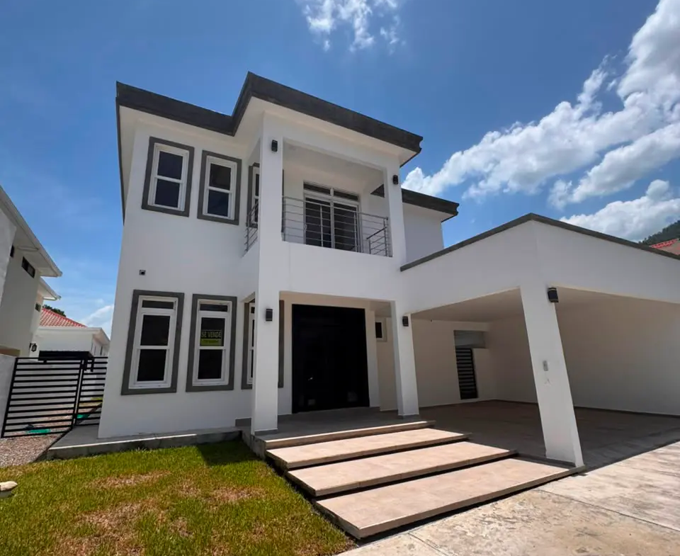 Casa con acabados premium SPS
