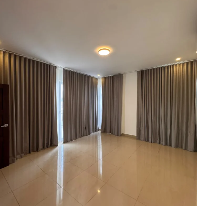 Casa con walk in closet san pedro sula