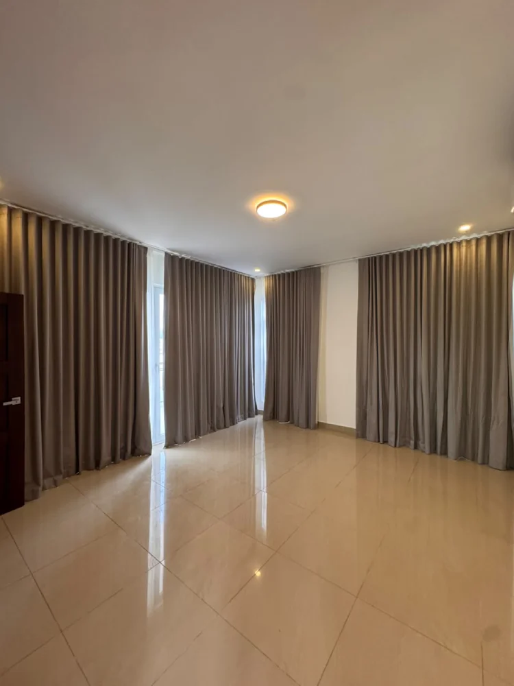 Casa con walk in closet san pedro sula